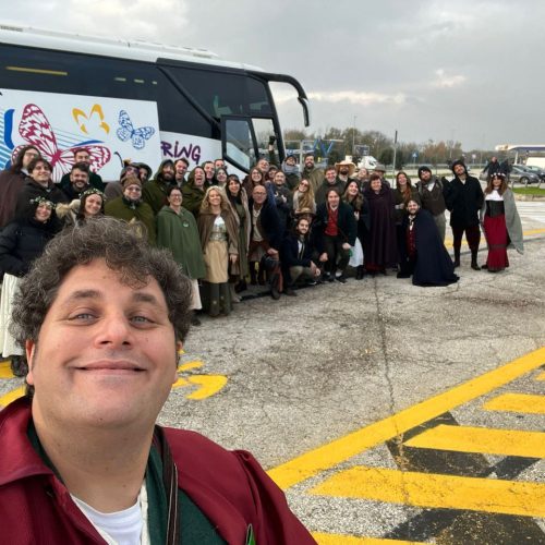 Incontriamo Frodo Baggins - La Contea Gentile - Foto Viaggio - Bus